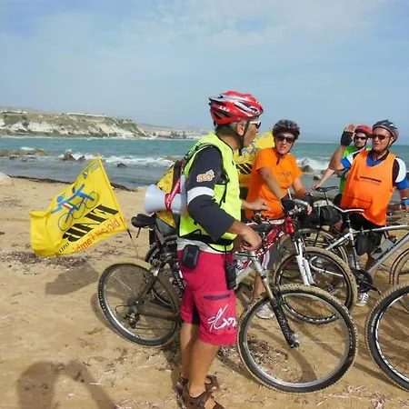 Bed & Breakfast Aljama - Downtown 4*