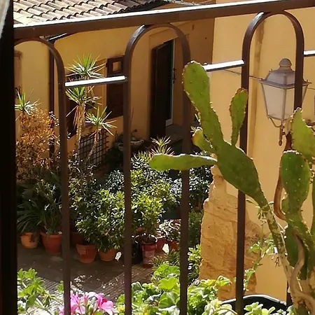 Bed & Breakfast Aljama - Downtown