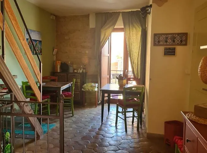 Aljama - Downtown Frühstückspension 4*